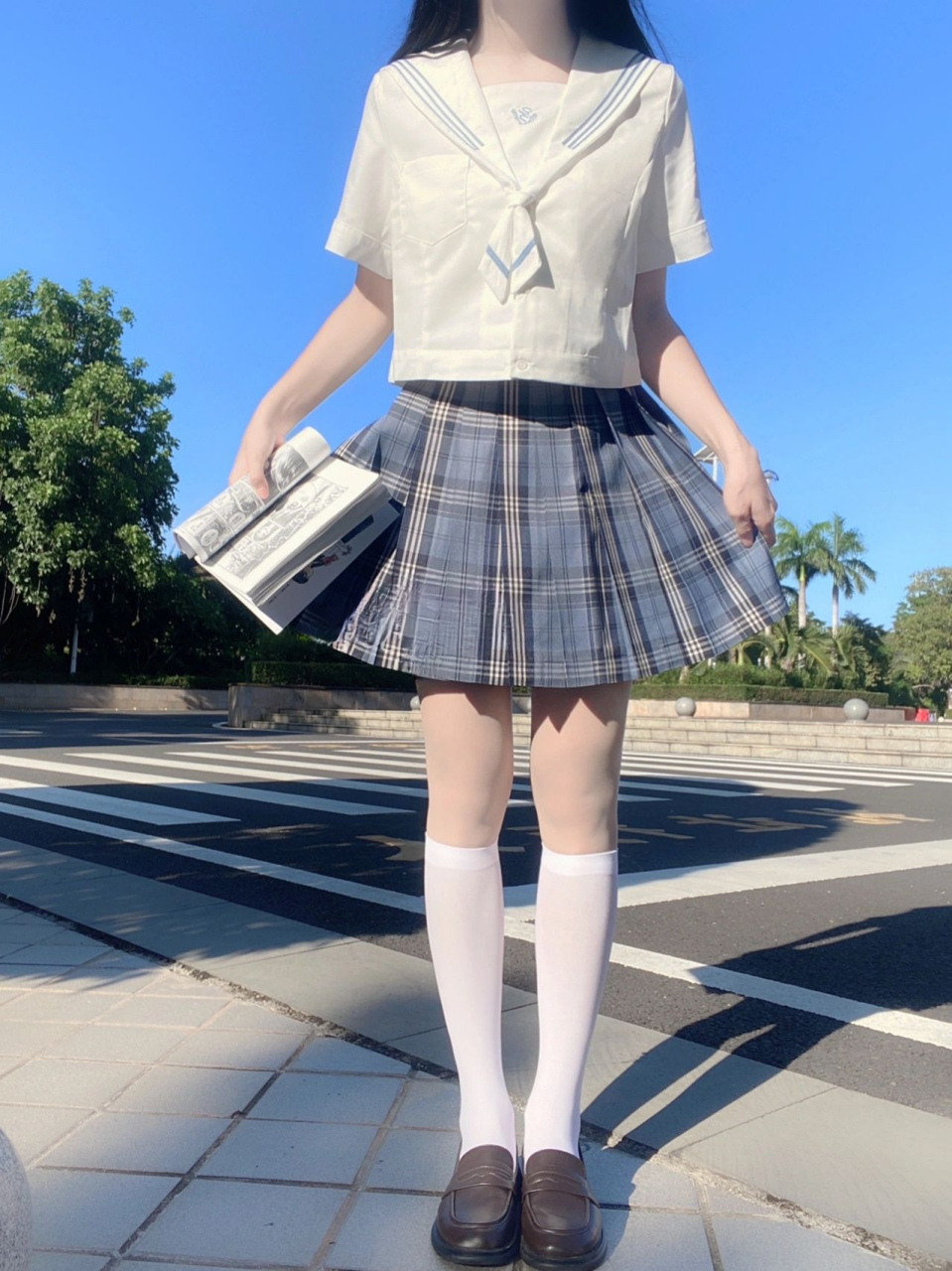 治愈盛夏的优等jk穿搭,夏天水手服配蓝格太般配啦,清清凉凉的感觉