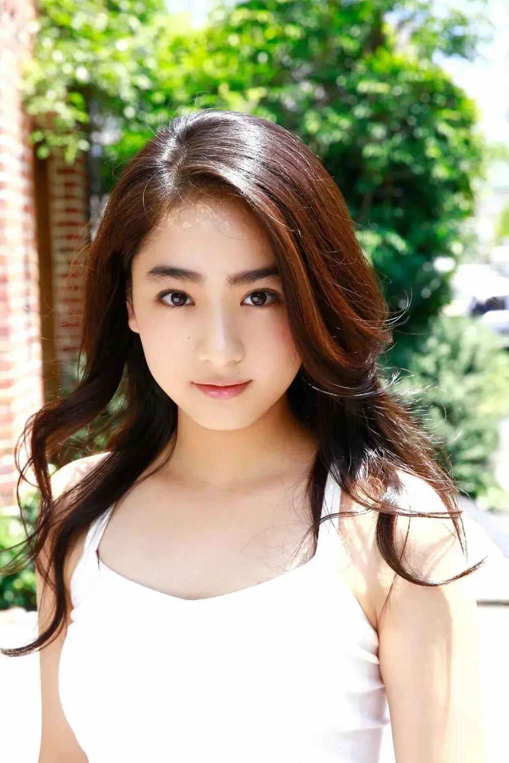 95后美少女平祐奈,娇俏迷人,令人怦然心动