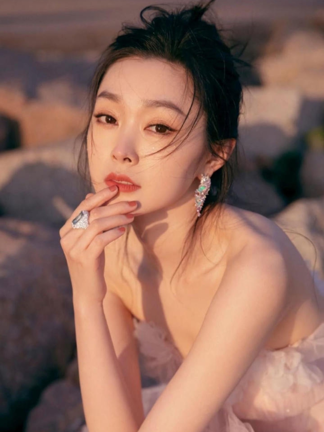 宋轶抹胸长裙写真集