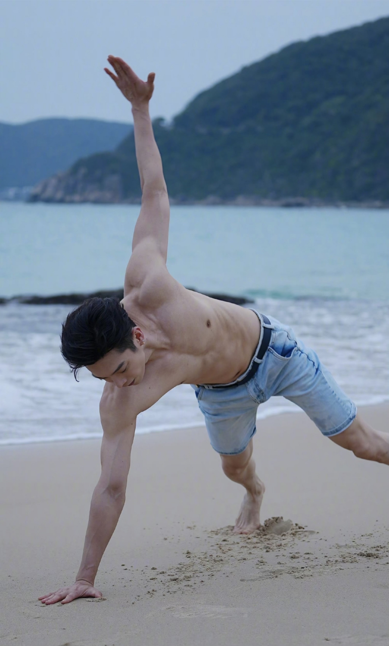 辰亦儒这身材练得真不错,让人馋啊.