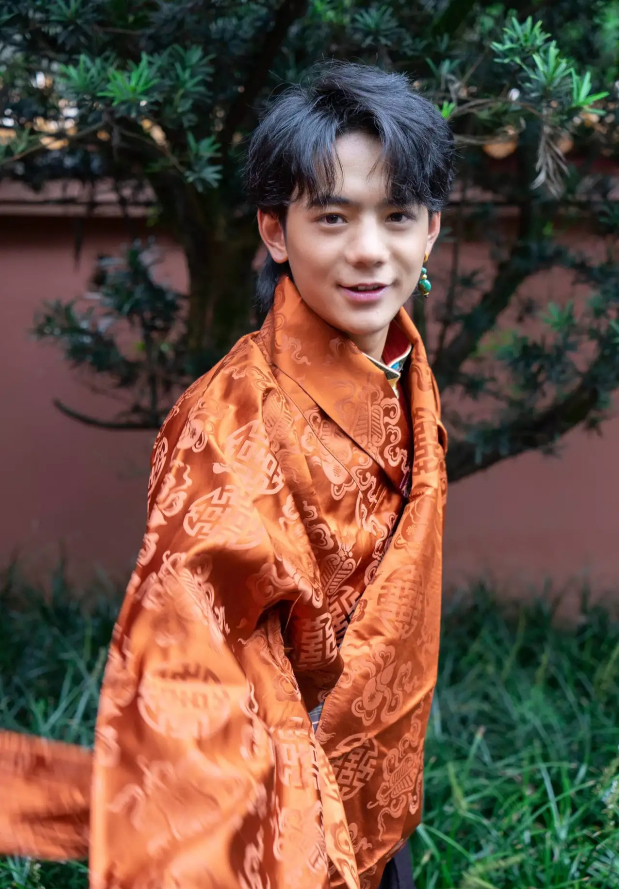 当时火遍全网的四川少年丁真