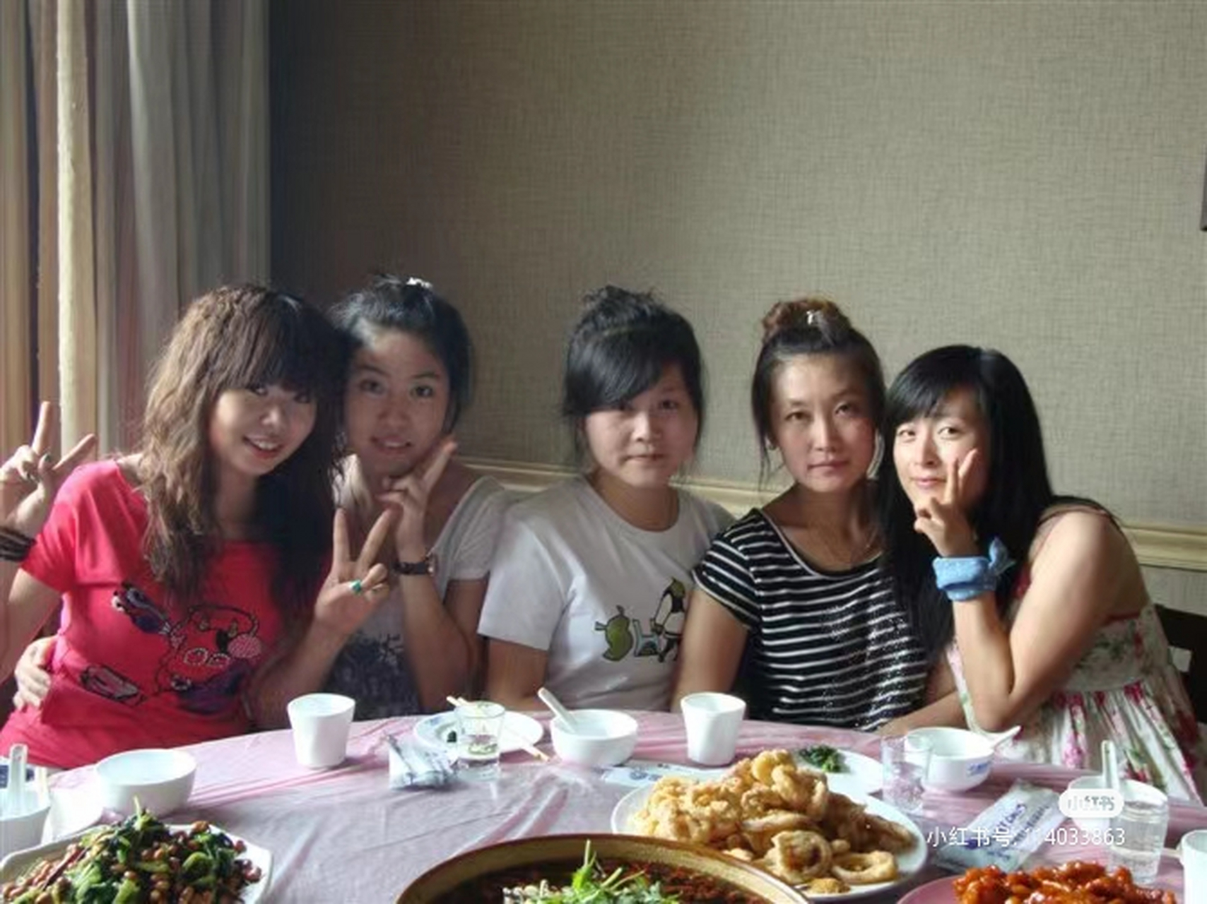 十年前的照片,猜猜谁嫁给有钱人了?