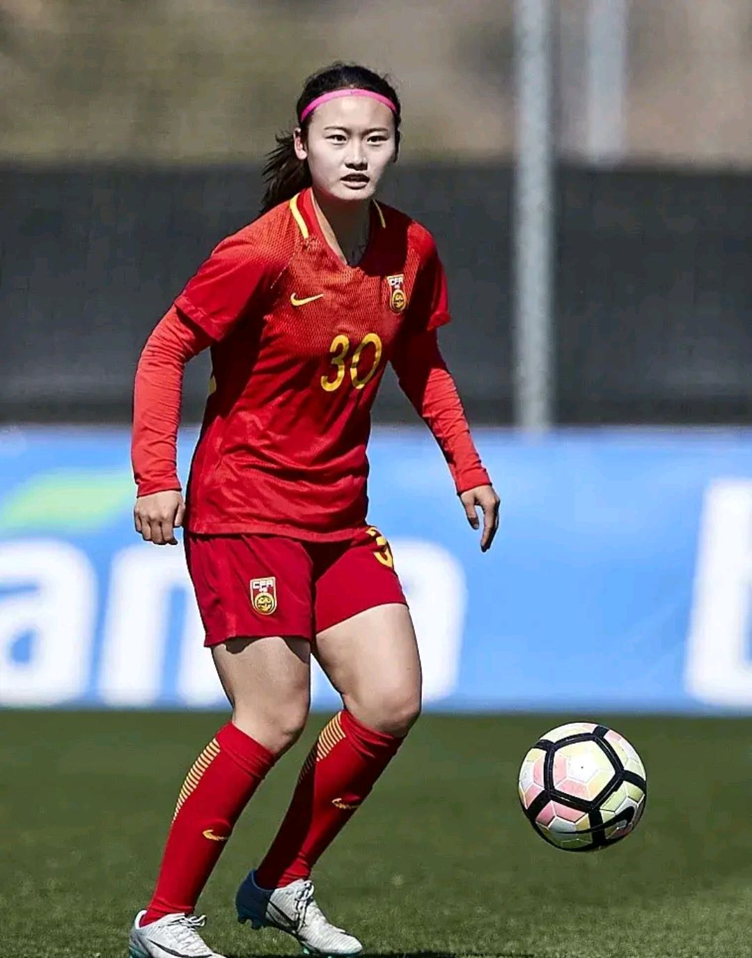杨淑慧将前往法甲女足联赛中国女足未来很有希望 或夺亚洲杯冠军