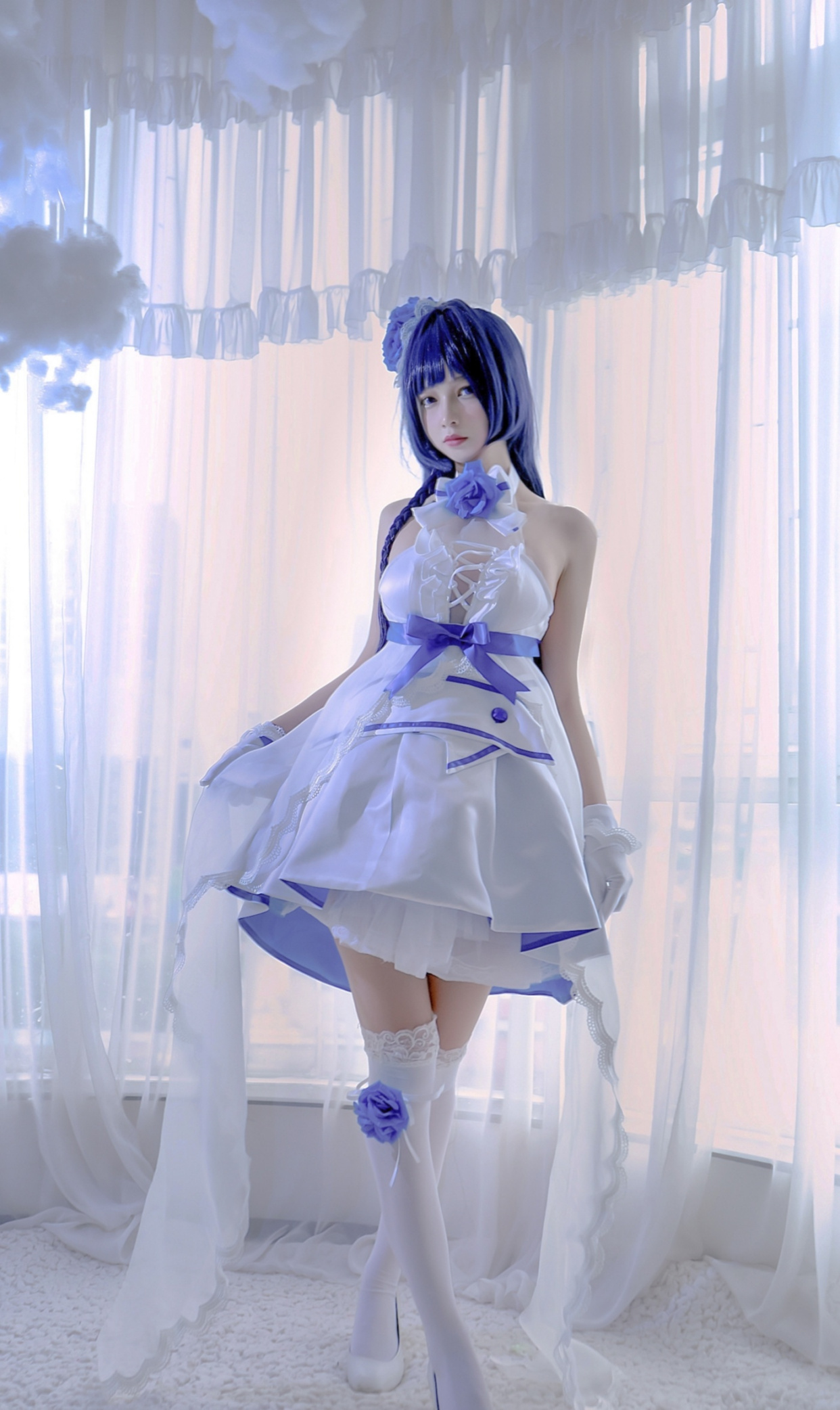 崩坏3雷电芽衣与她的"白丝"公主裙福利,别客气,喜欢就抱走她