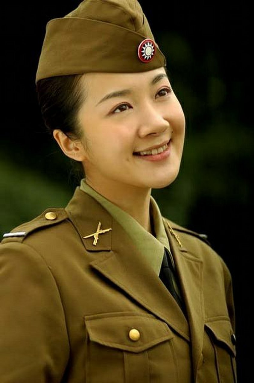 影视剧中的国民党女兵与抗战时期的国民党女兵.