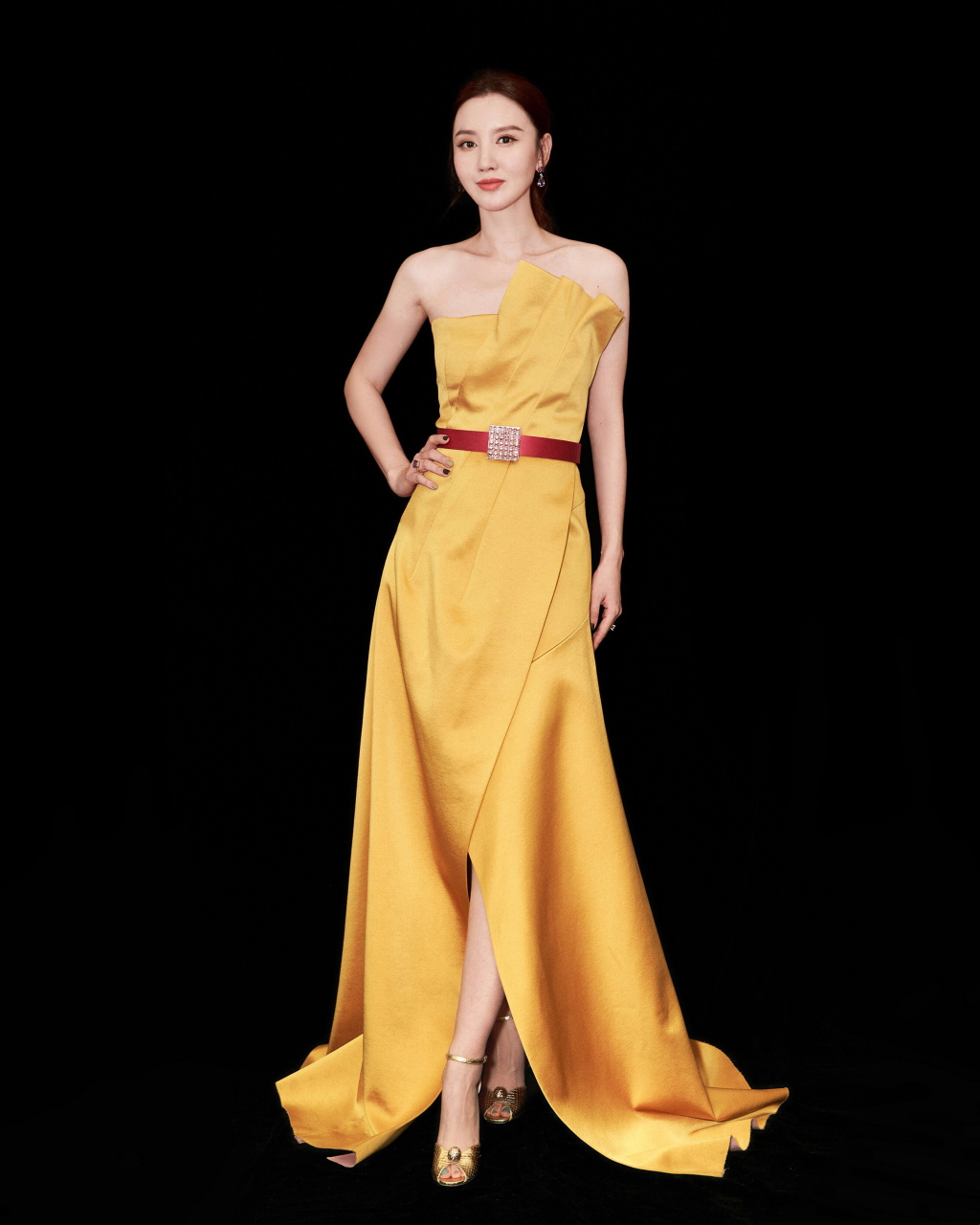 张萌  白嫩玉足合集