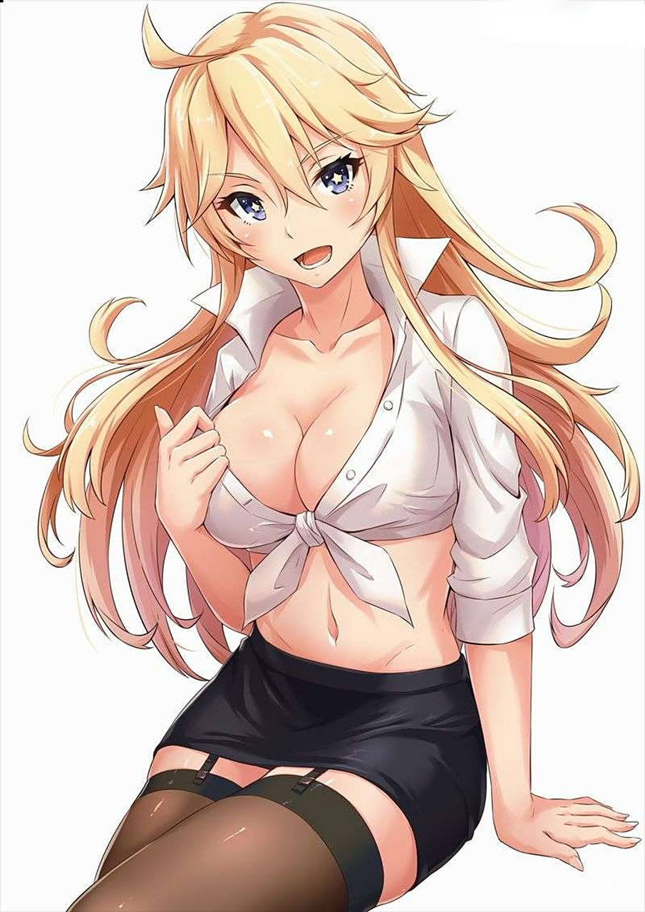 豪放不羁的黄发女孩