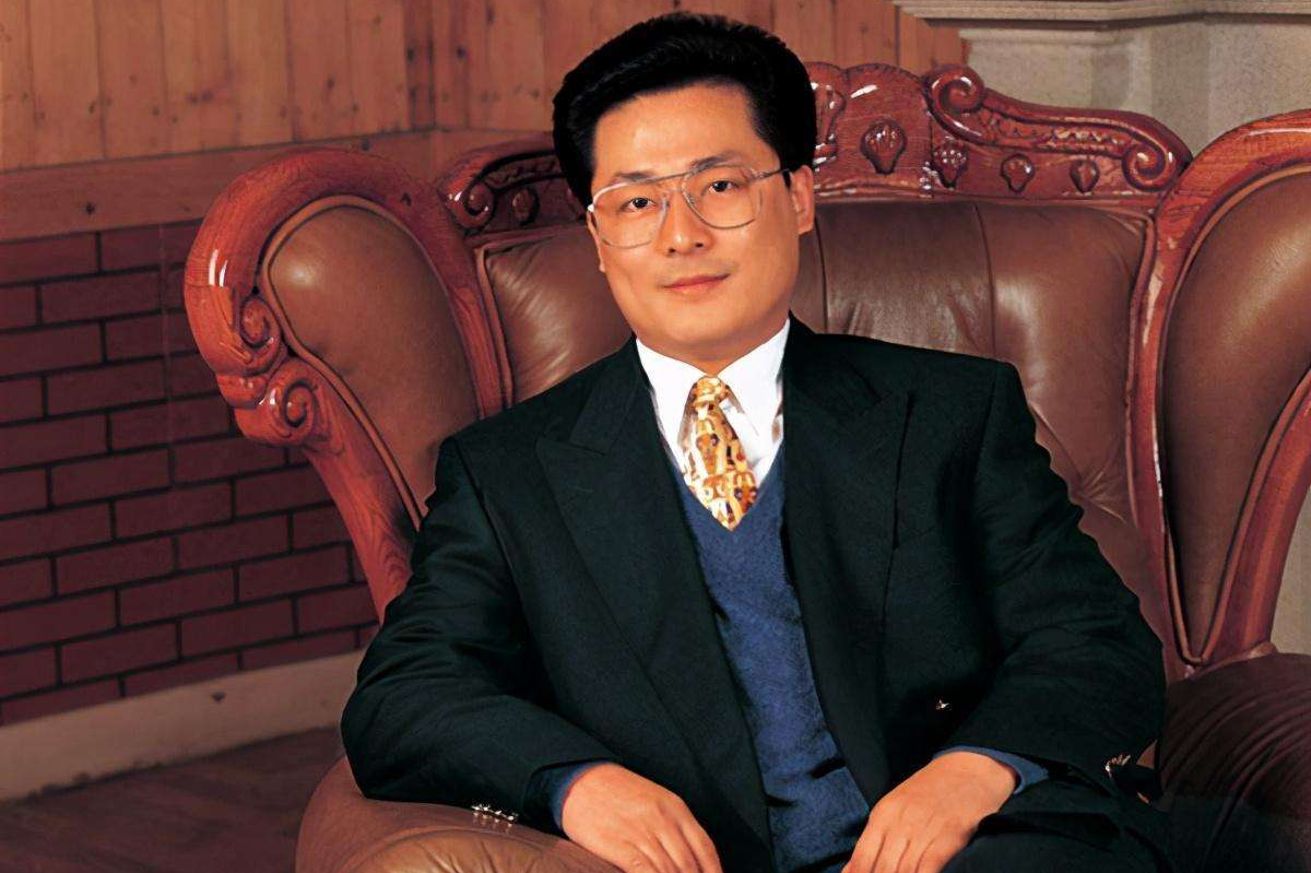中国第一位被判注射死刑的富豪,主动捐出495亿,行刑前大喊7个字