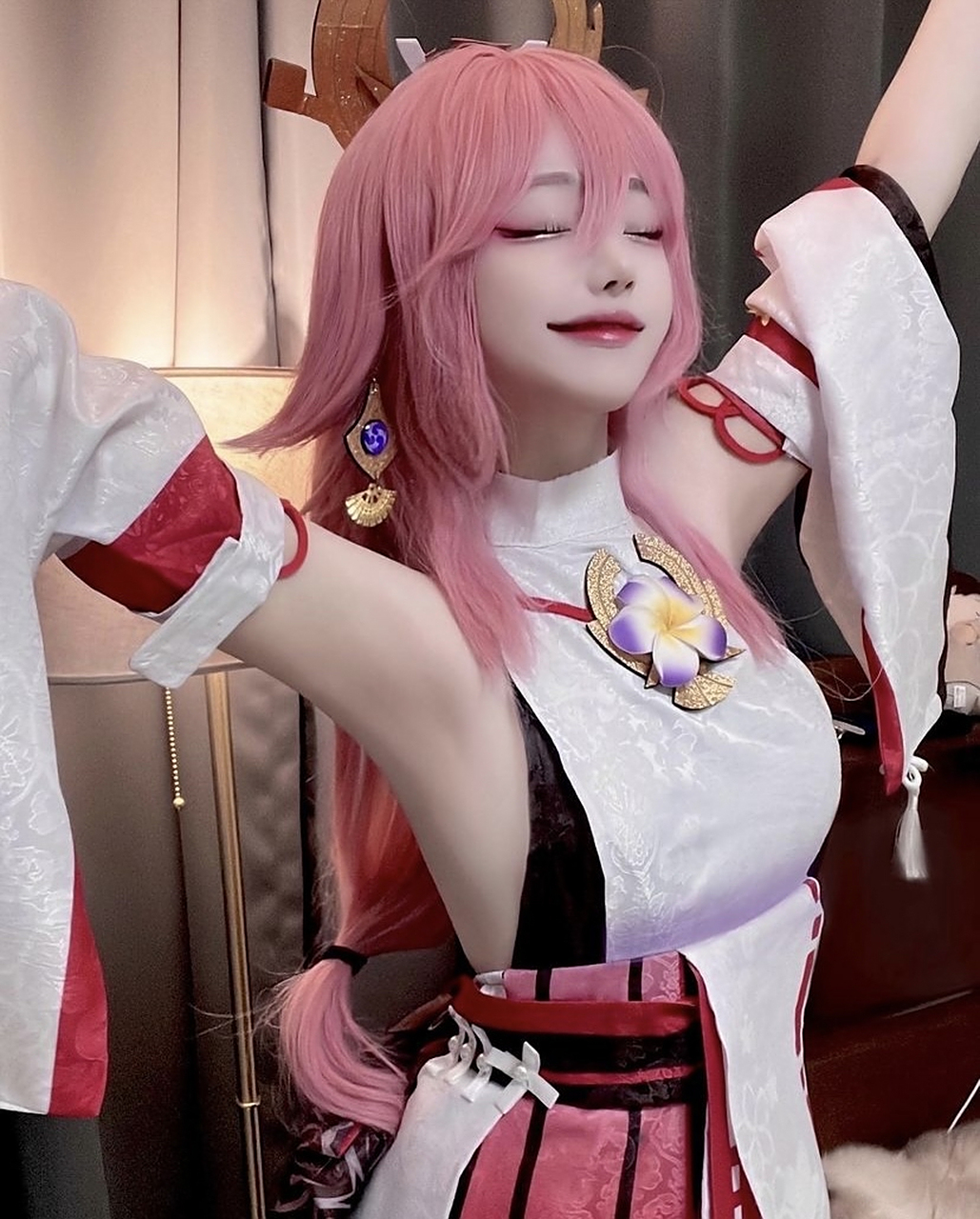 原神八重神子cos#cosplay#  这只狐狸屑不屑?