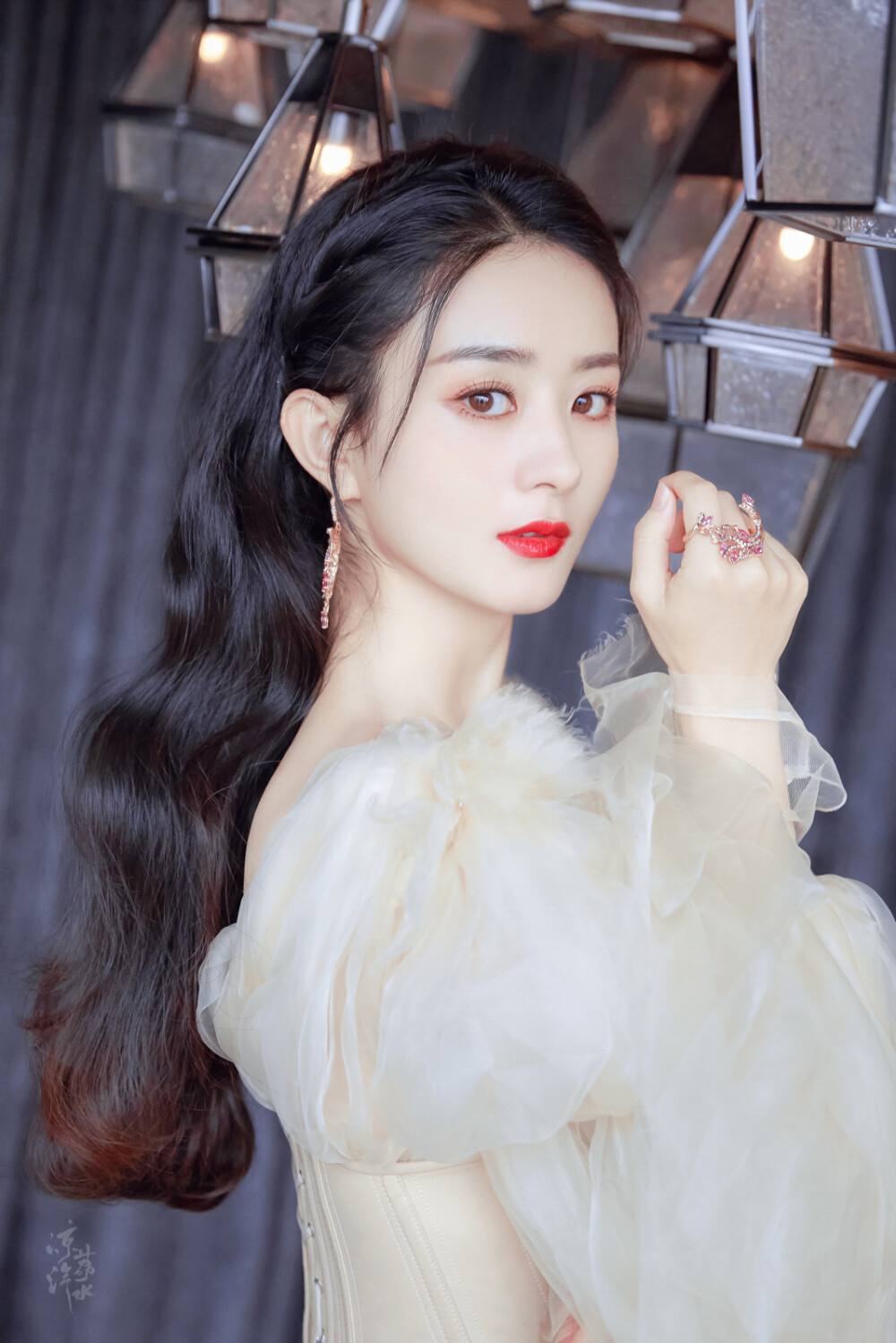 为什么那么多人喜欢赵丽颖?盘点她的励志语录,感受满满的正能量