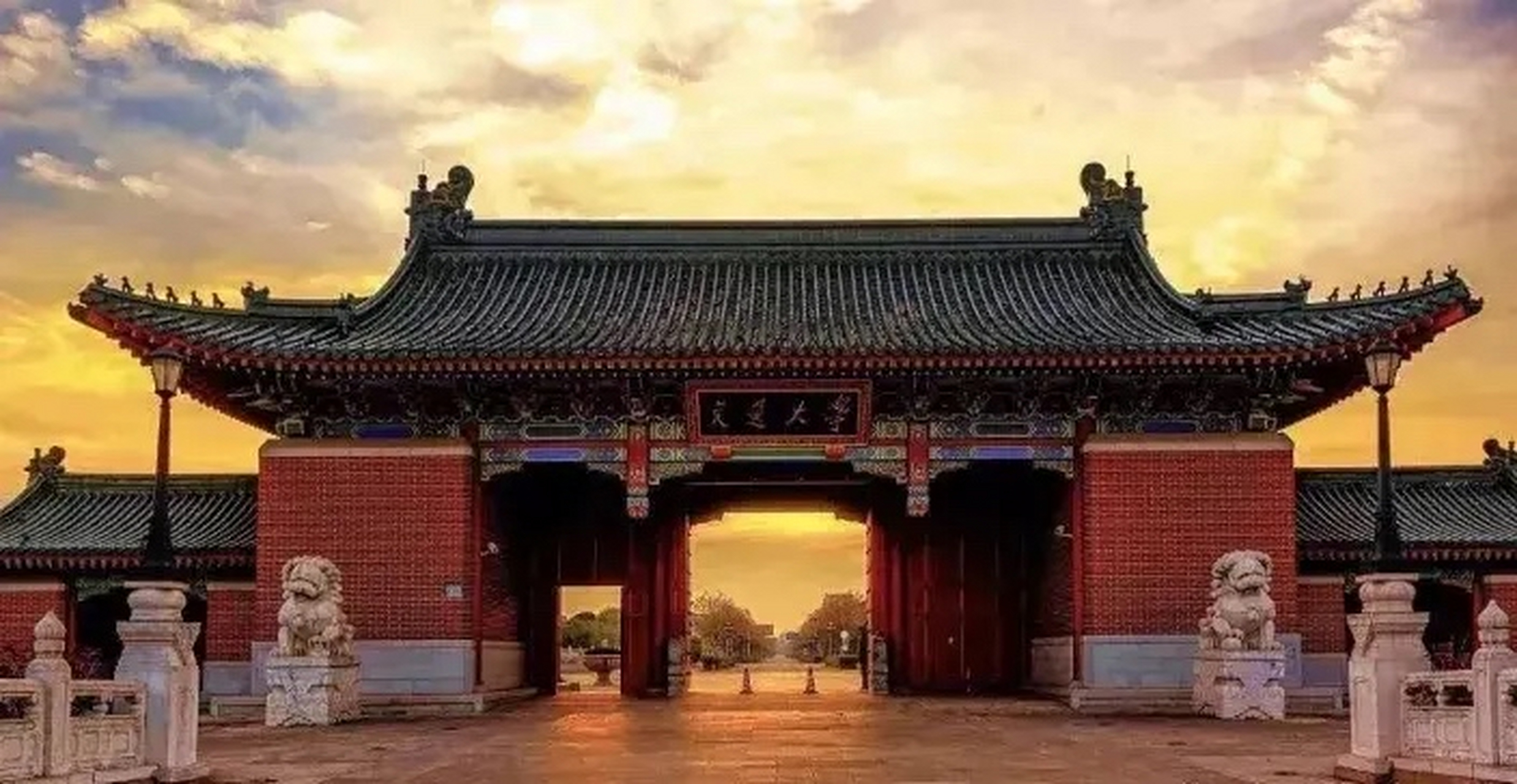 一名考生踩线被上海交通大学录取,家长看到录取通知书上的专业时劝其