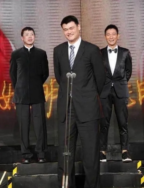 姚明的个人简历