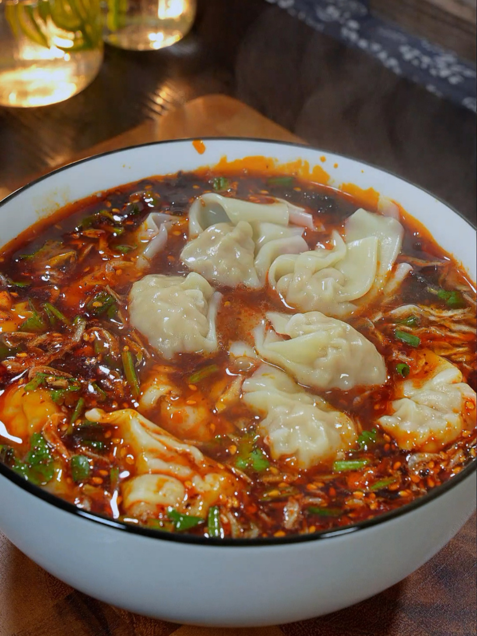 吃一口就爱上的酸汤馄饨 你知道汤底怎么调|||#酸汤馄饨[话题]