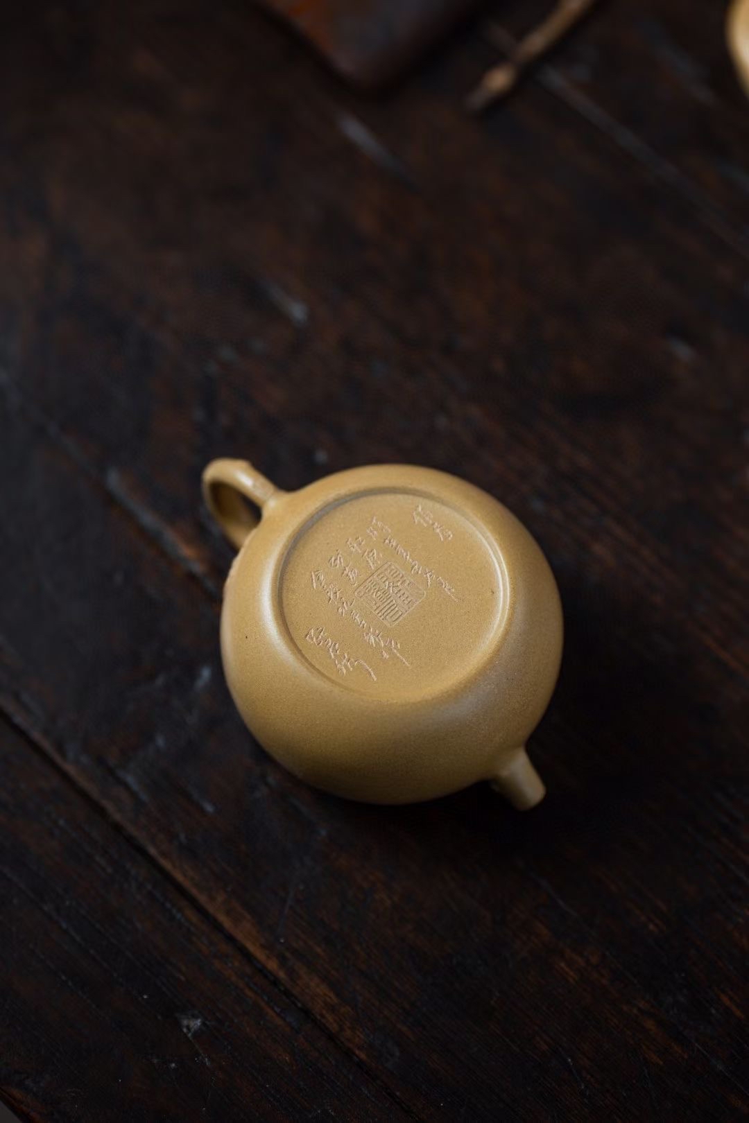 宜兴紫砂壶顾跃君全手工俏春壶