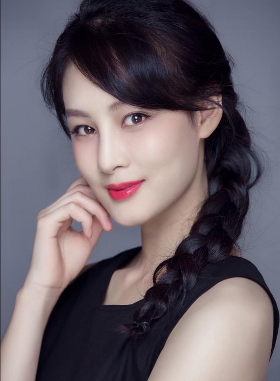 赵圆瑗,1991年5月9日出生于山东省潍坊市昌乐县,中国内地女演员,毕业