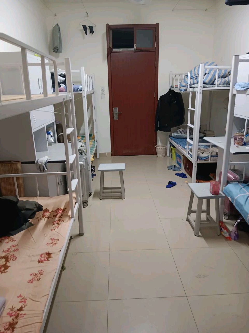 市值过万亿企业的宿舍会是什么样子的 byd宿舍让我说点什么好呢,8个人