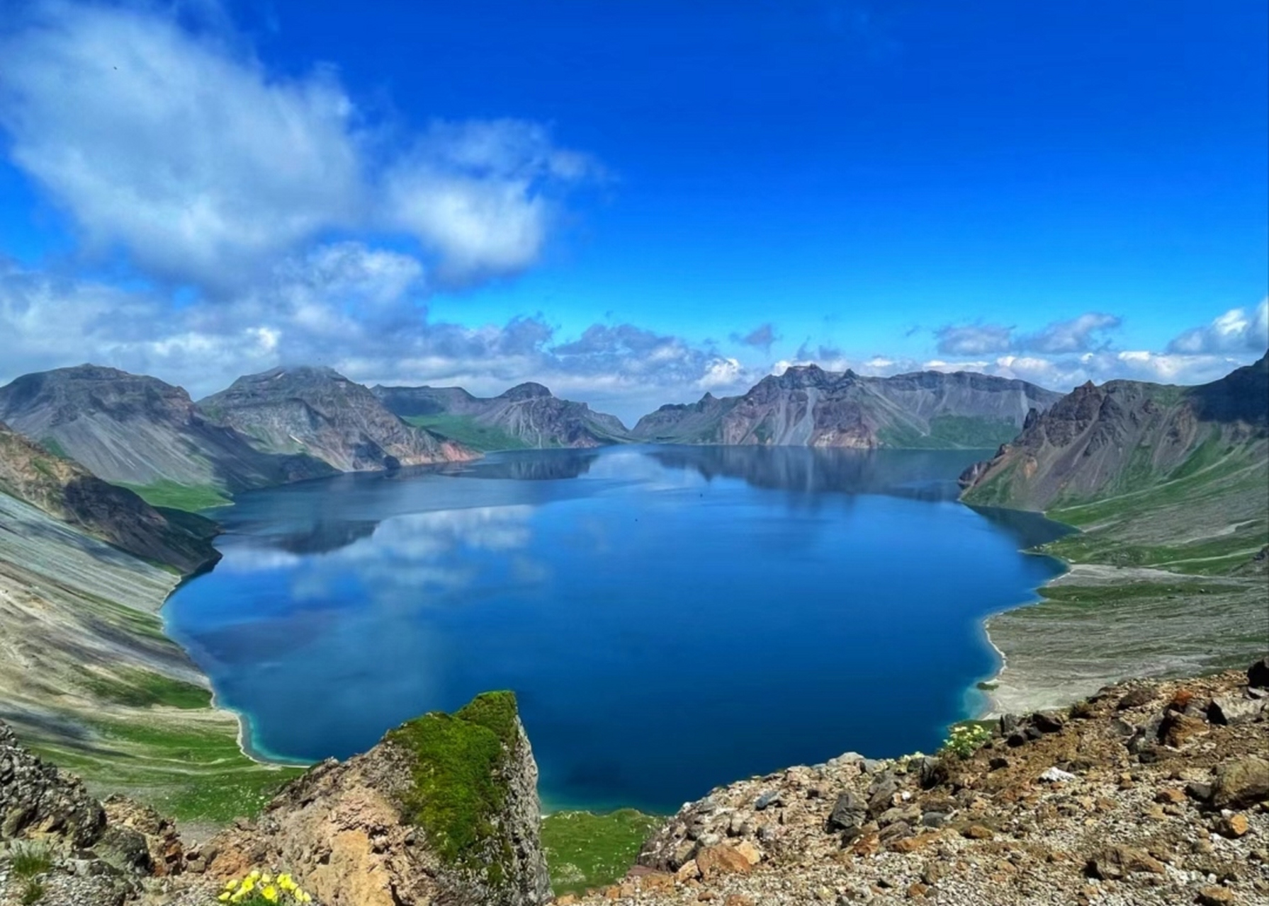 【长白山南景区关闭】 进入冬季,"长白山南景区"无法满足开放条件,自