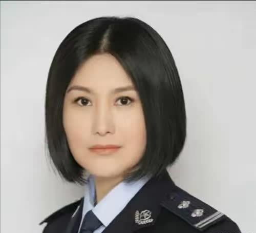 大家还记得二十多年前的《重案六组》中的季洁吗?