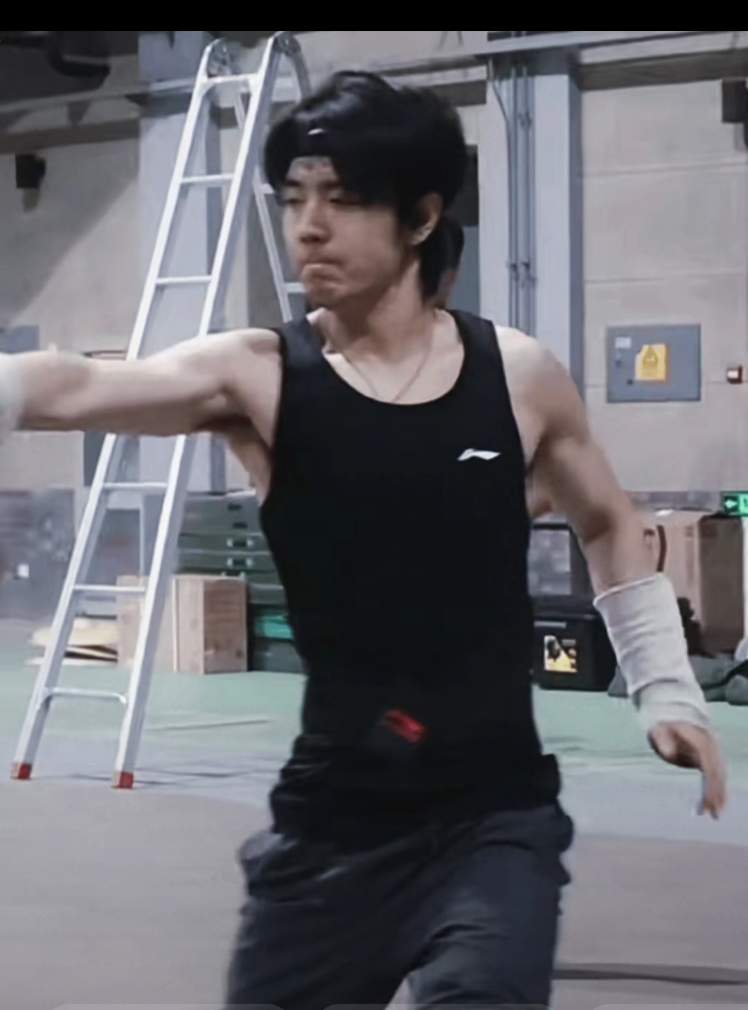 还得是徐克这才是我从小看到大的武侠 肖战这肌肉核心力量真是牛