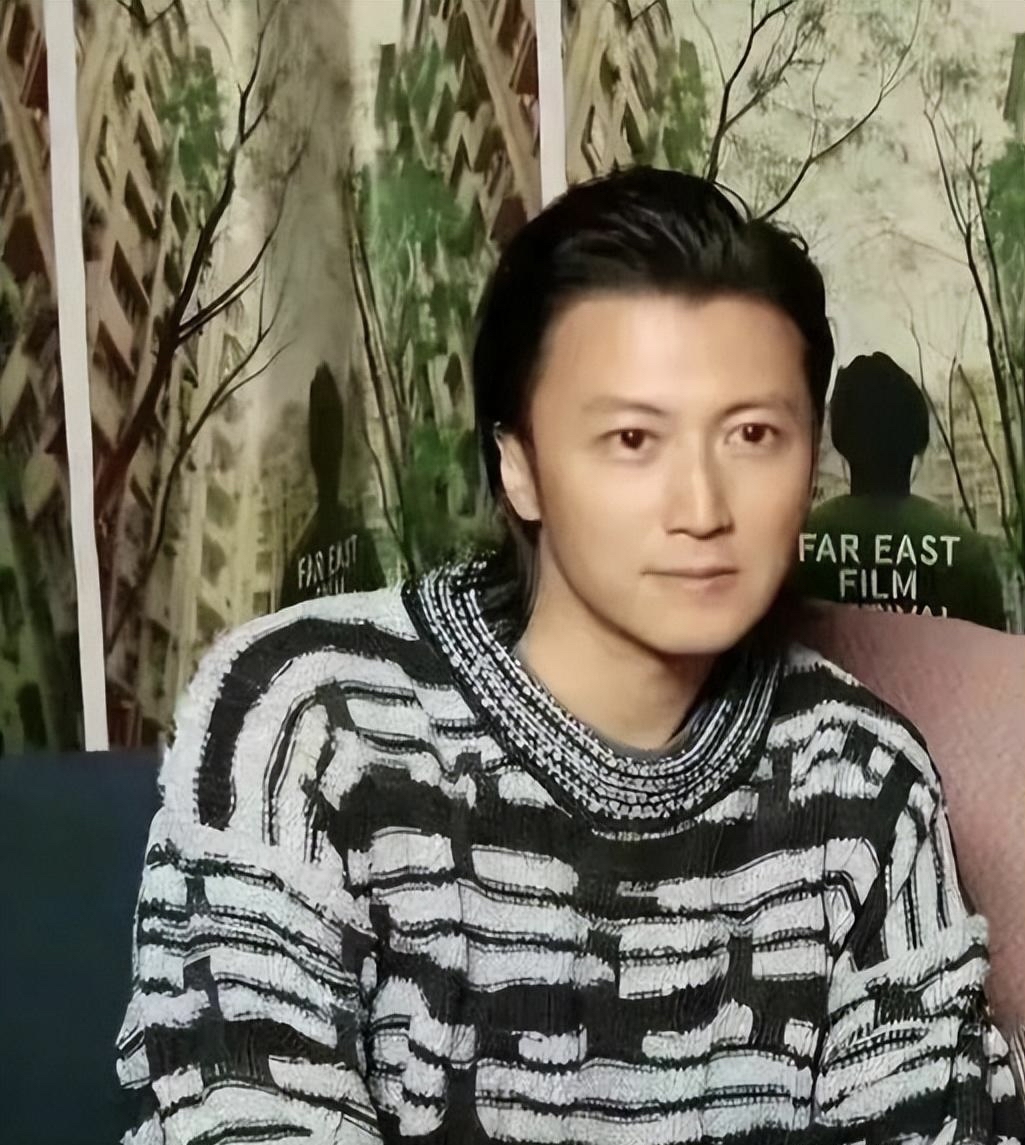 谢霆锋也老了啊,越来越像谢贤了