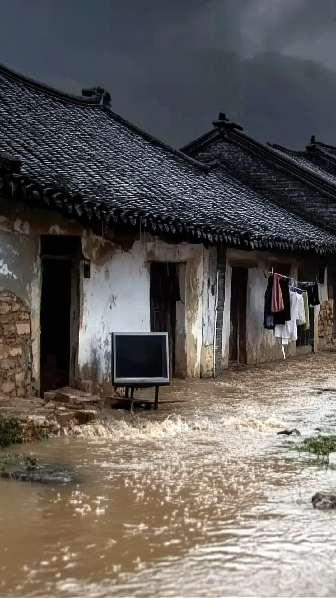 雨后农村图片