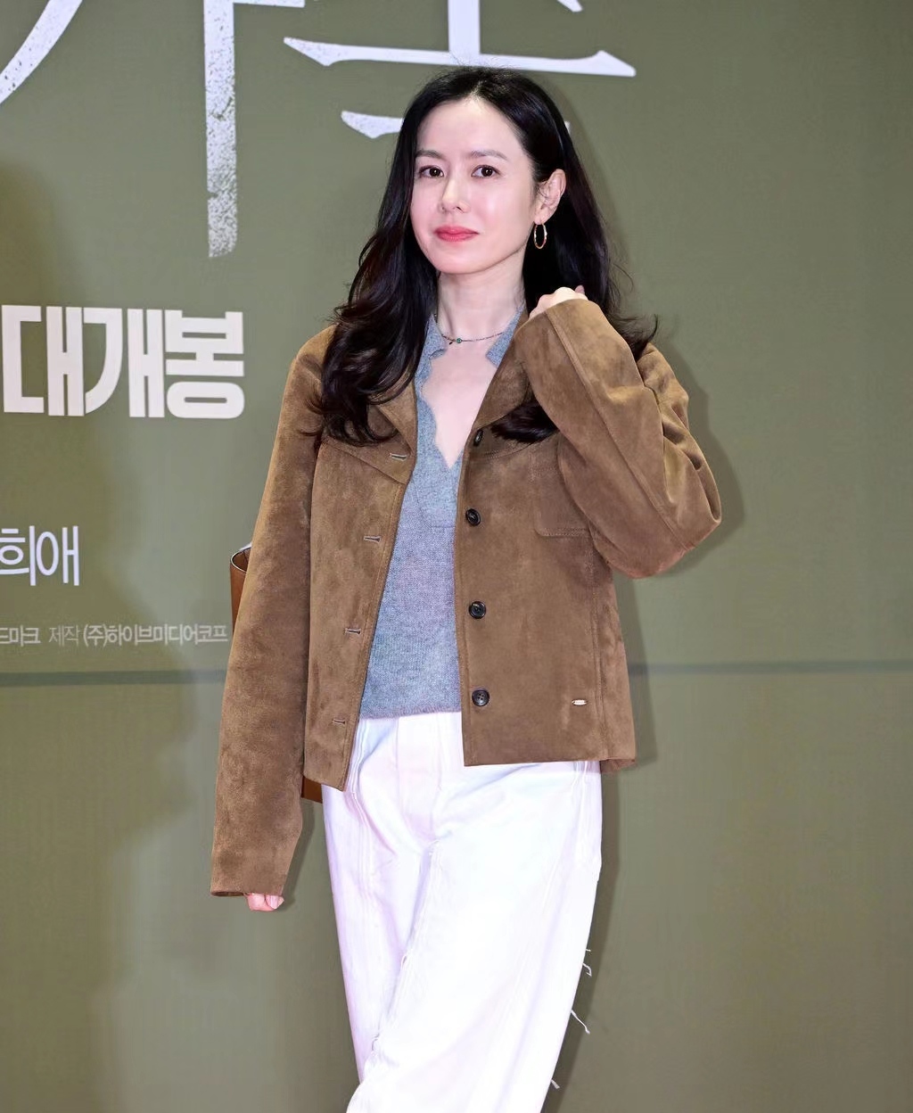 我的妈呀,娱乐圈里面这么多的明星夫妻,就孙艺珍和玄彬结婚后,他们俩