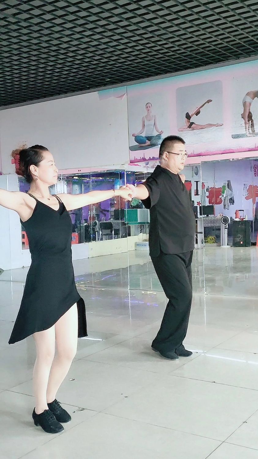 交谊舞伦巴全套慢动作