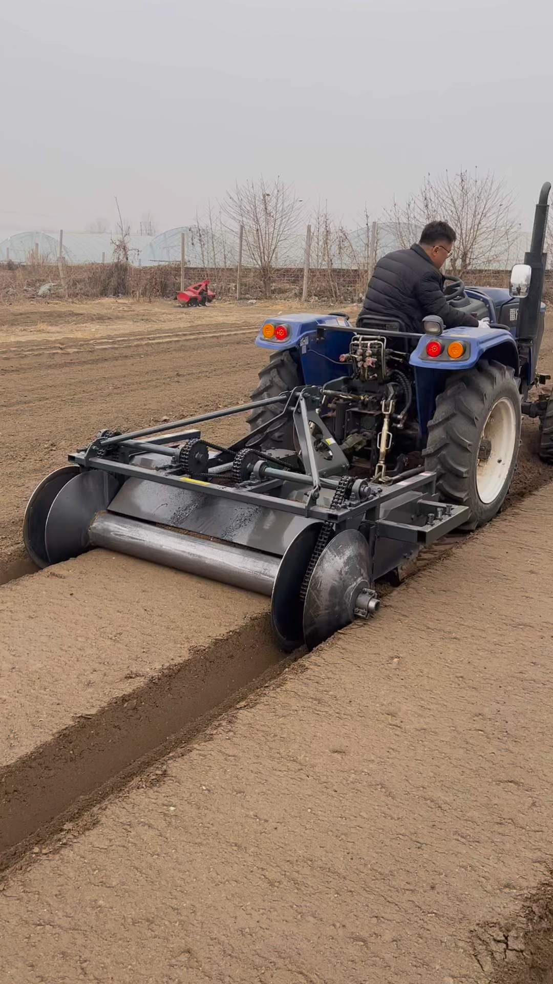 种植白术起垄机器,垄面1.4米,旋耕起垄一次成型