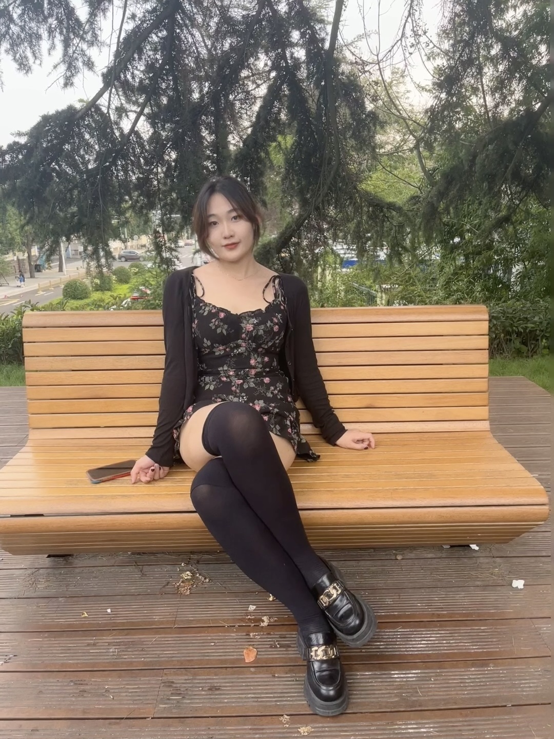 清远公园美妇白皙美妇图片邹皙媛温柔体贴的美妇哈尔滨体工大学女友