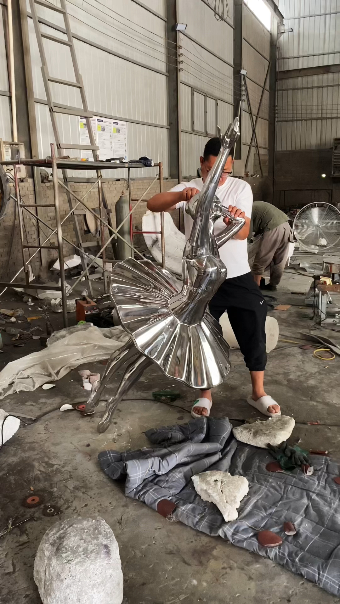 雕塑作品制作过程