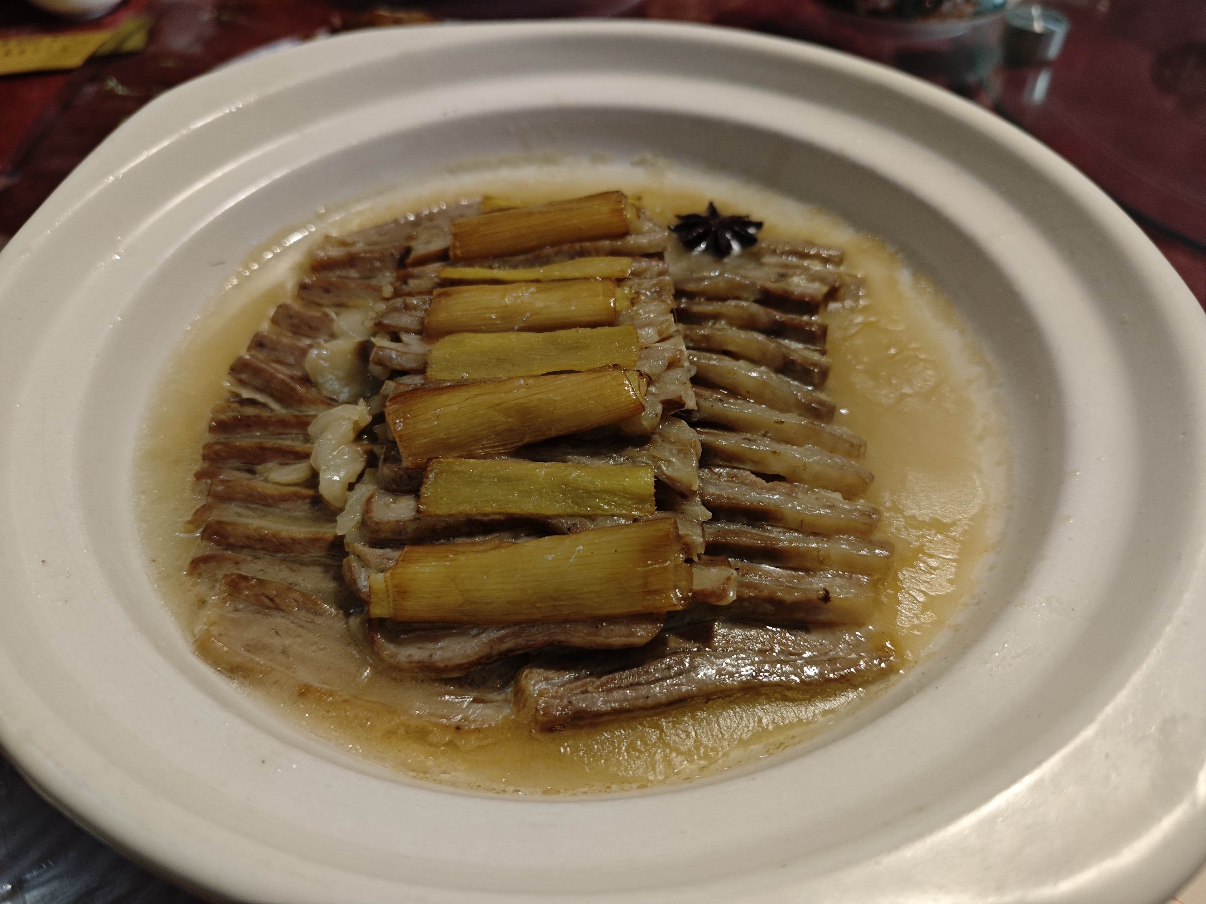 还有这道墨脱石锅鸡,在郑州妒蛉庠ゲ 长垣特色十大名菜长垣十大