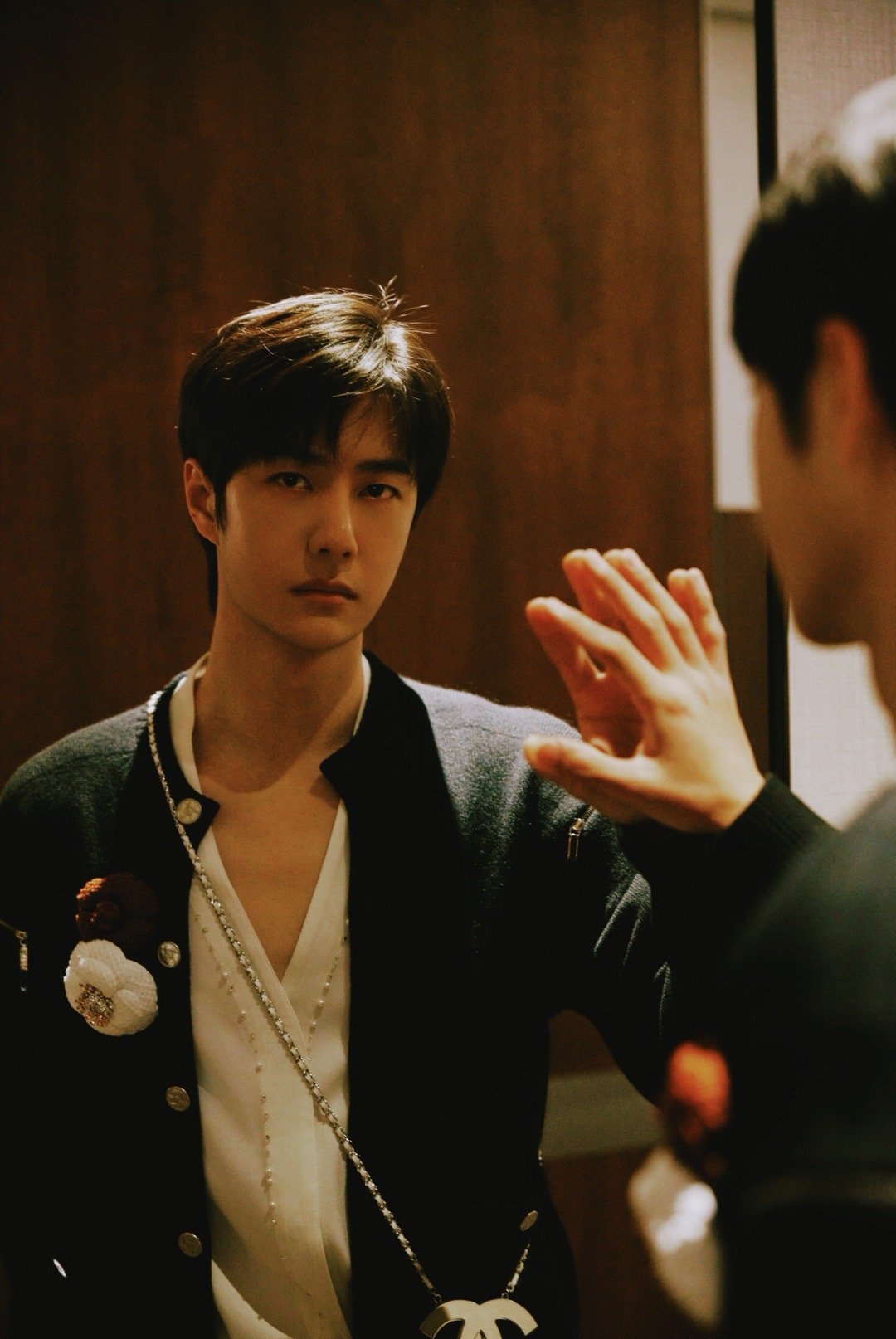 依旧是chanel最最宠爱的那个时尚小王子王一博