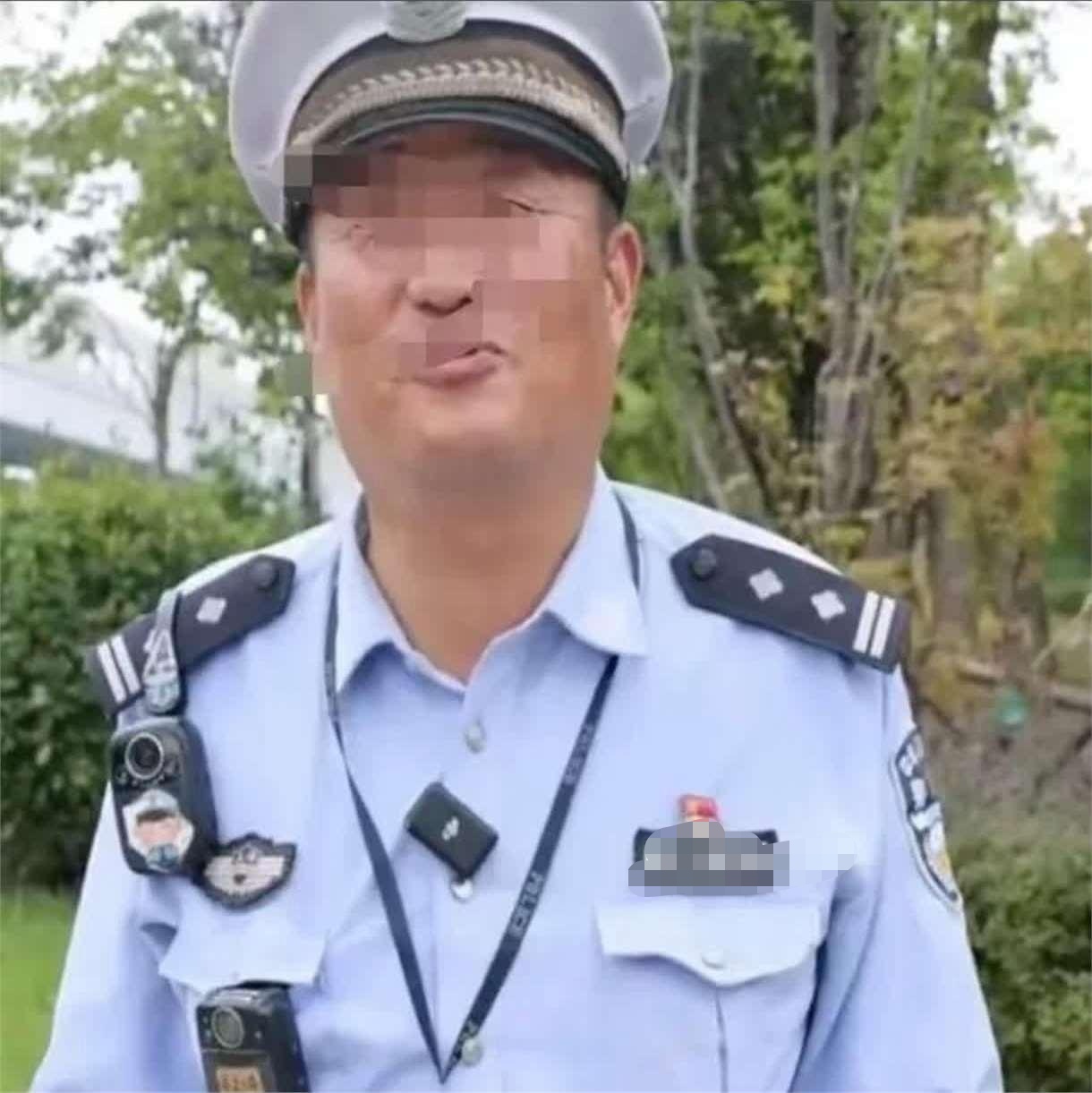 熊崇君交警图片