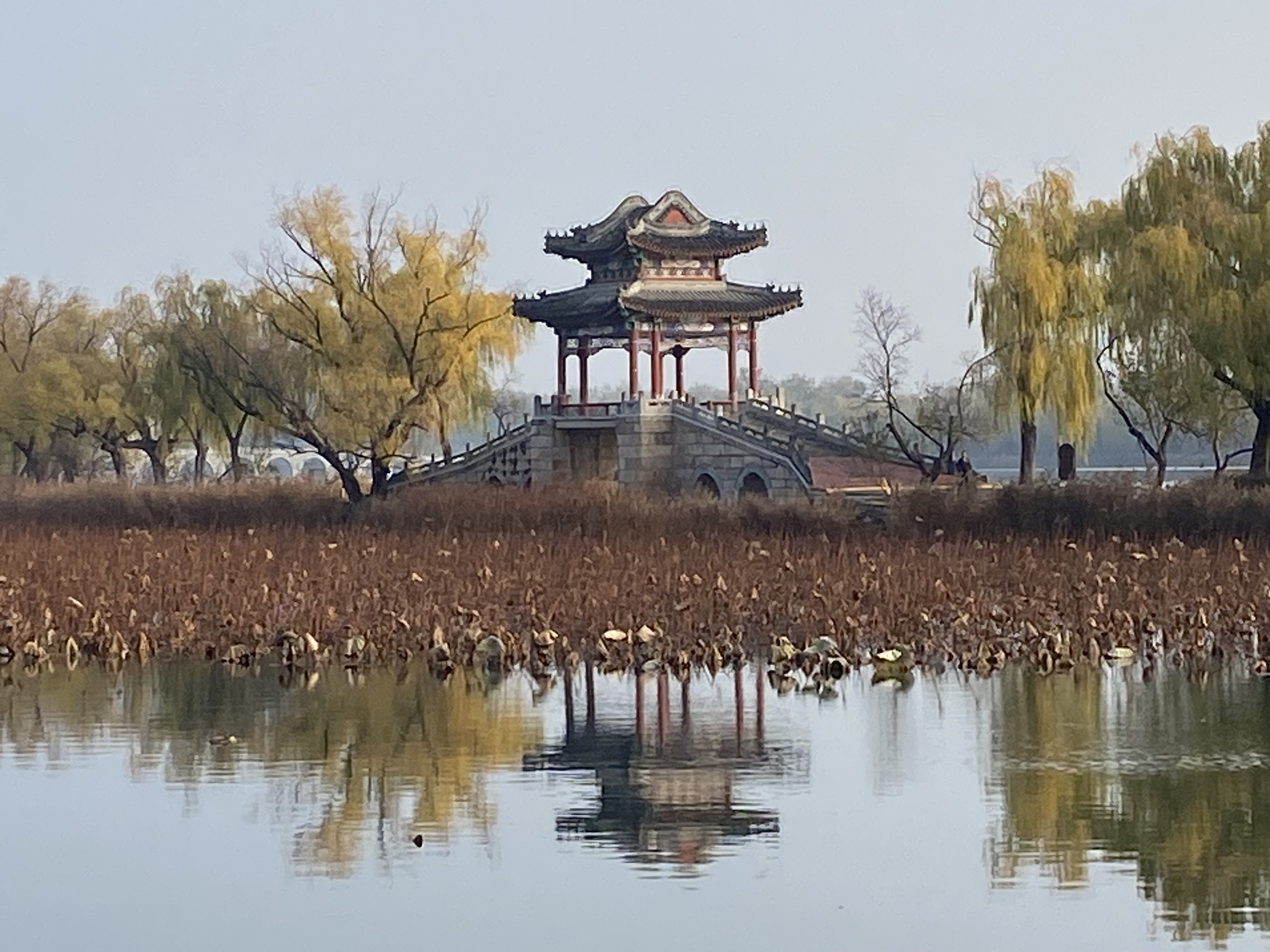 颐和园西堤美如画