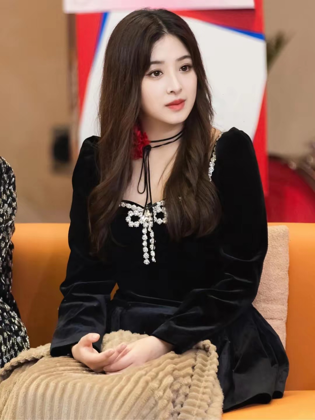 张含韵|这位集美貌与才华于一身的华语乐坛瑰宝,在镜头前绽放出令人