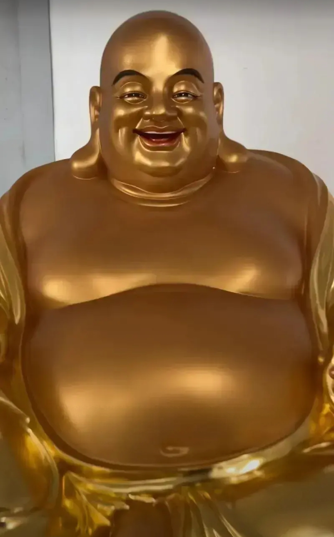因为你善良,刷到了弥勒佛,只要在 18 秒内点赞,并留下"笑口常开"别