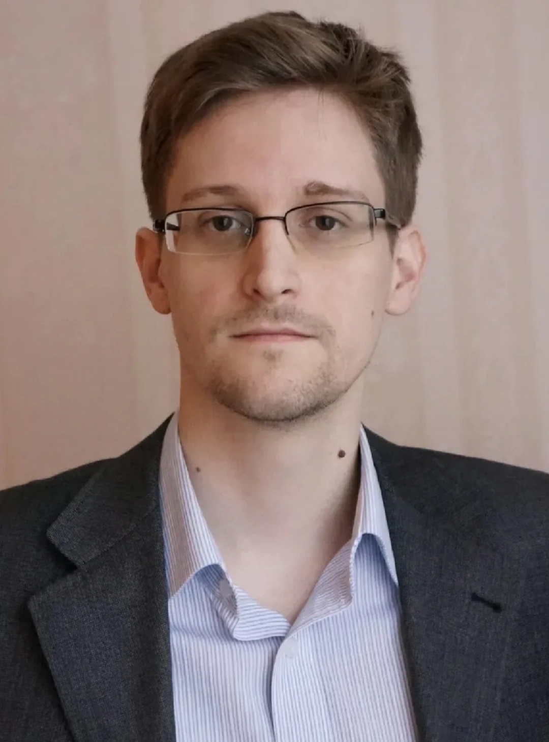 美国icon叛徒斯诺登这一辈子值了