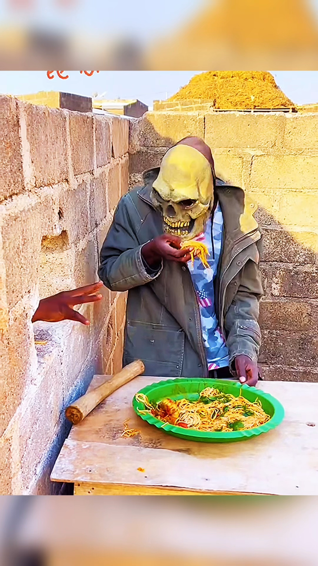 手伸得太长这下惨了