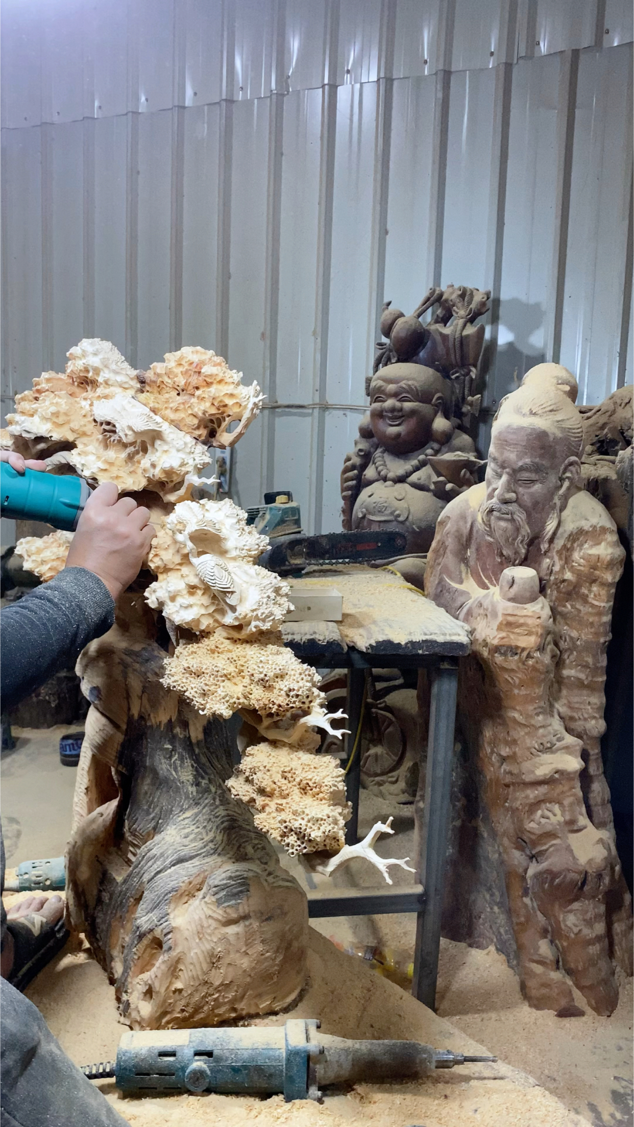 纯手工雕刻松鹤延年支持定制木雕摆件#工艺品摆件 #纯手工雕刻