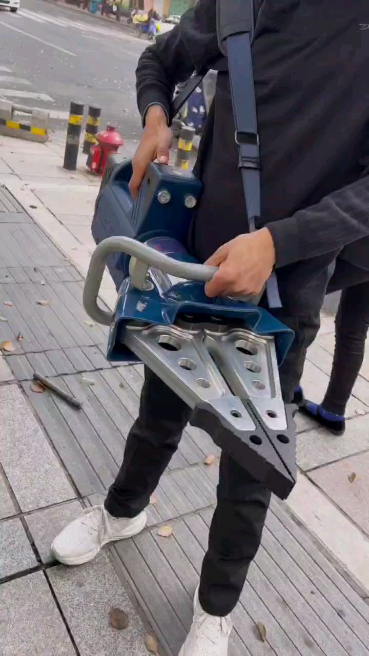 电动液压扩张器 消防破拆工具