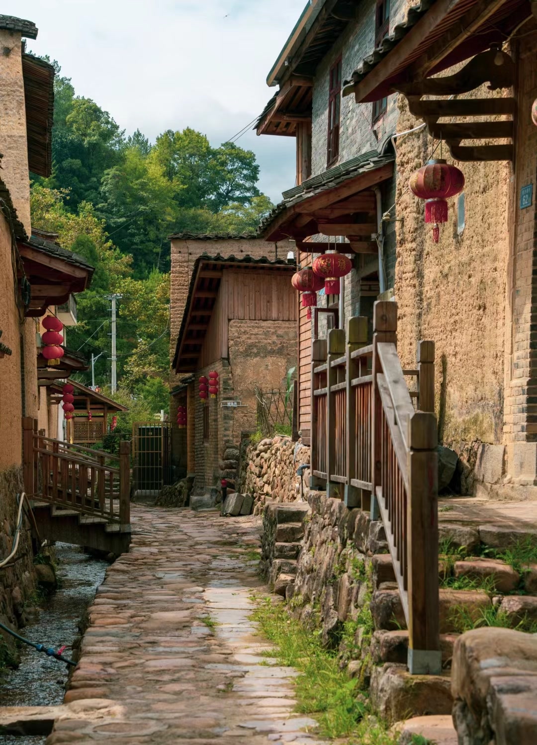 福建省宁德市屏南县前汾溪村,一个隐藏在翠绿山林中,如世外桃源般的古