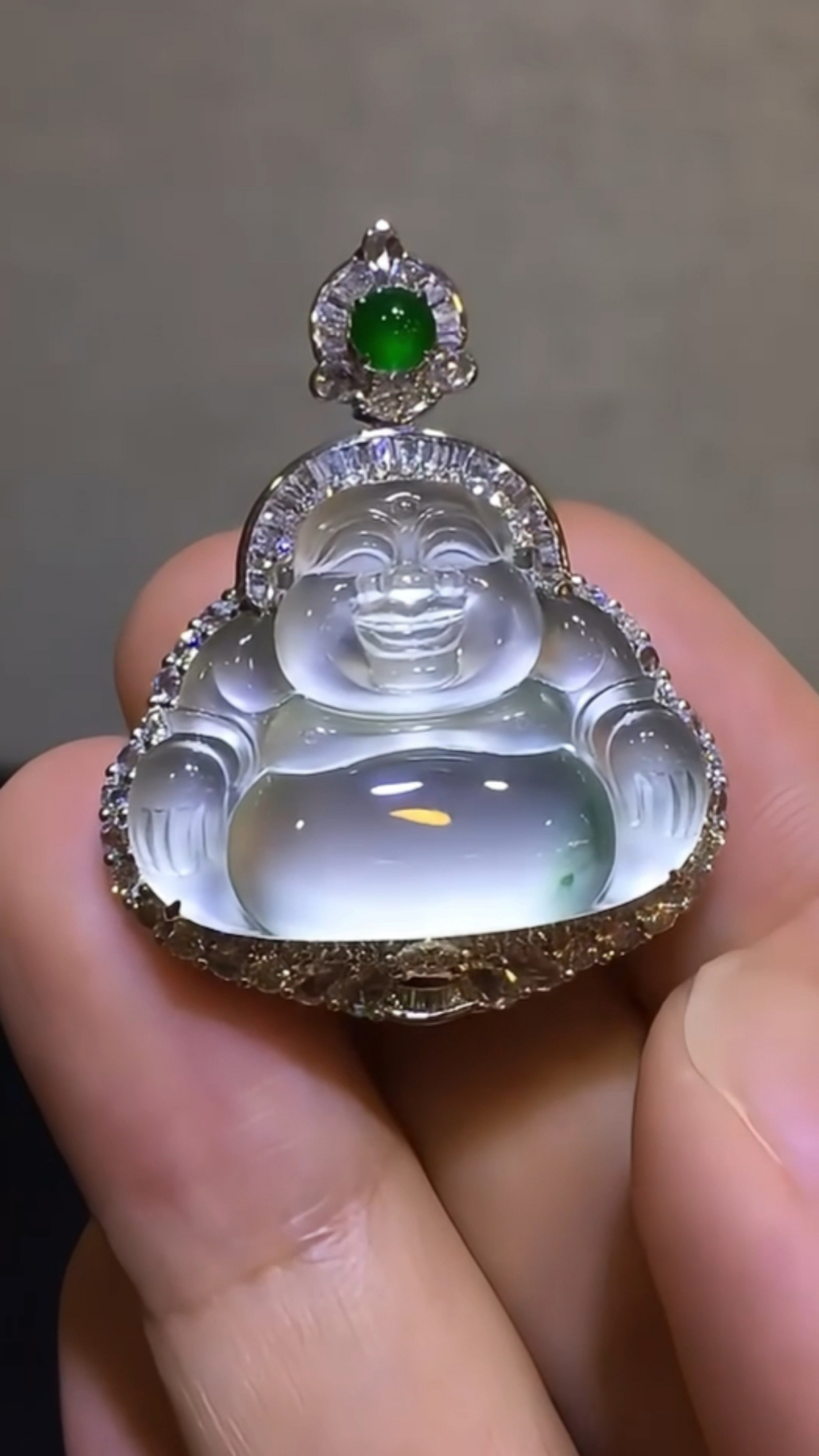 玻璃种佛公,一摸飘花非常有特色