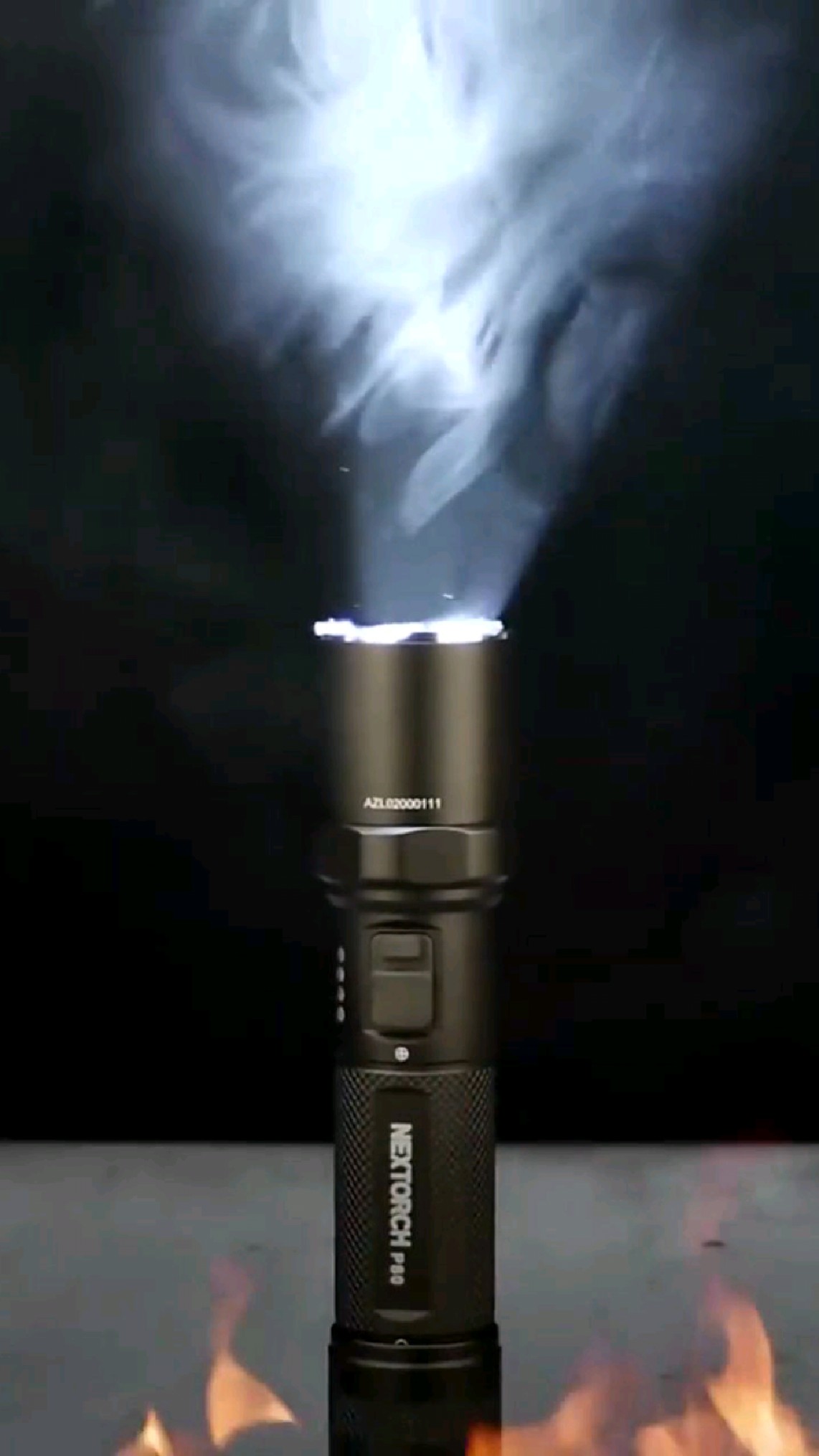 这款nextorch纳丽德p80手电筒,1600流明超亮,充电式设计方便实用