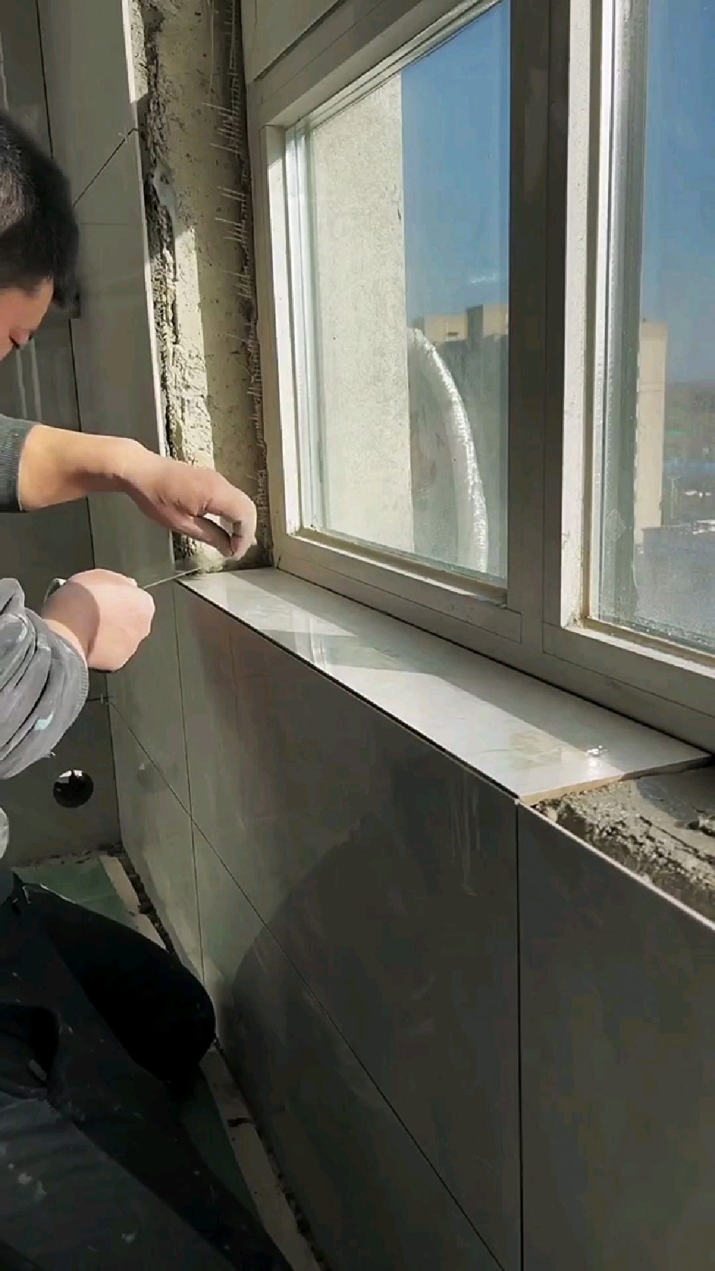 专业贴瓷砖#窗台瓷砖铺贴技术分享
