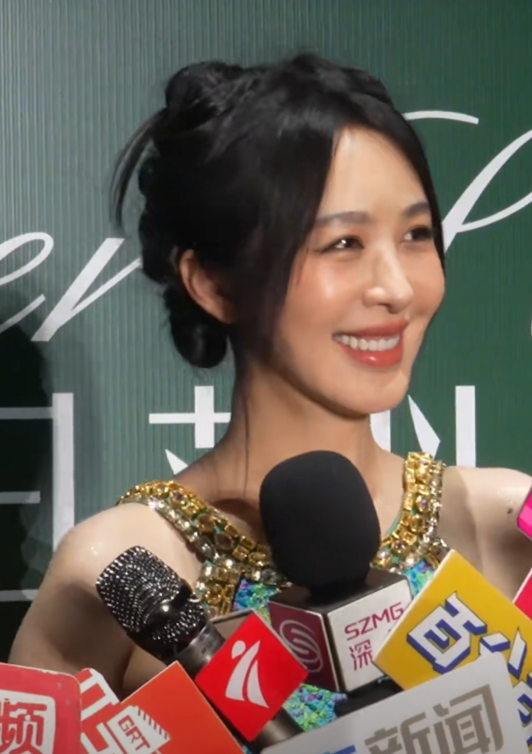 李菲儿采访竟然被问对叶珂有什么看法最近有一位深圳的女孩好像让