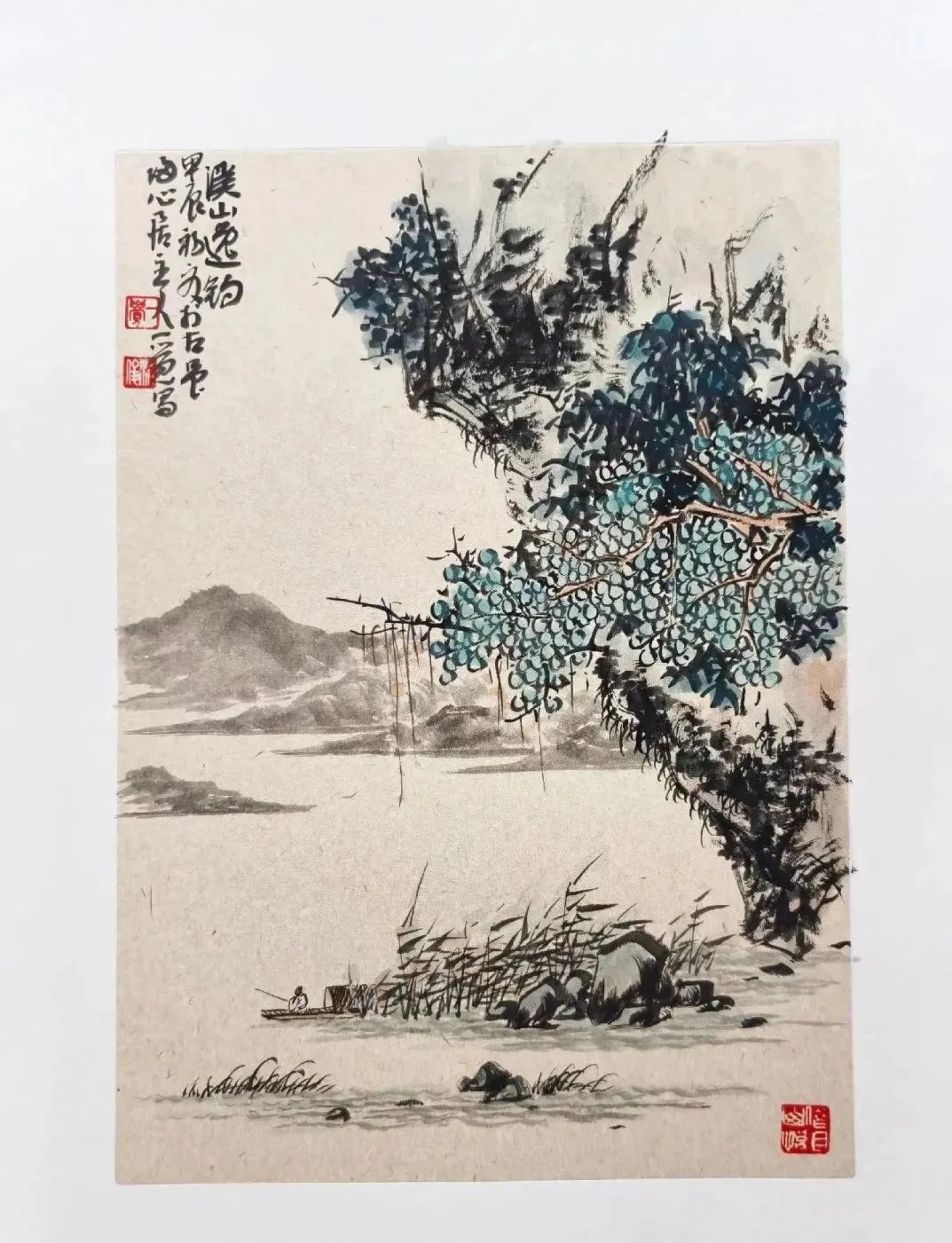 他通过对色彩的运用和线条的处理,营造一种独特的艺术氛围