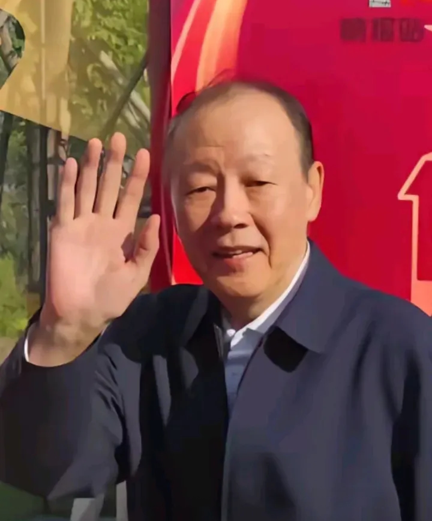 不羡鸳鸯不羡仙,只羡侯总每一天,"外语要学"!