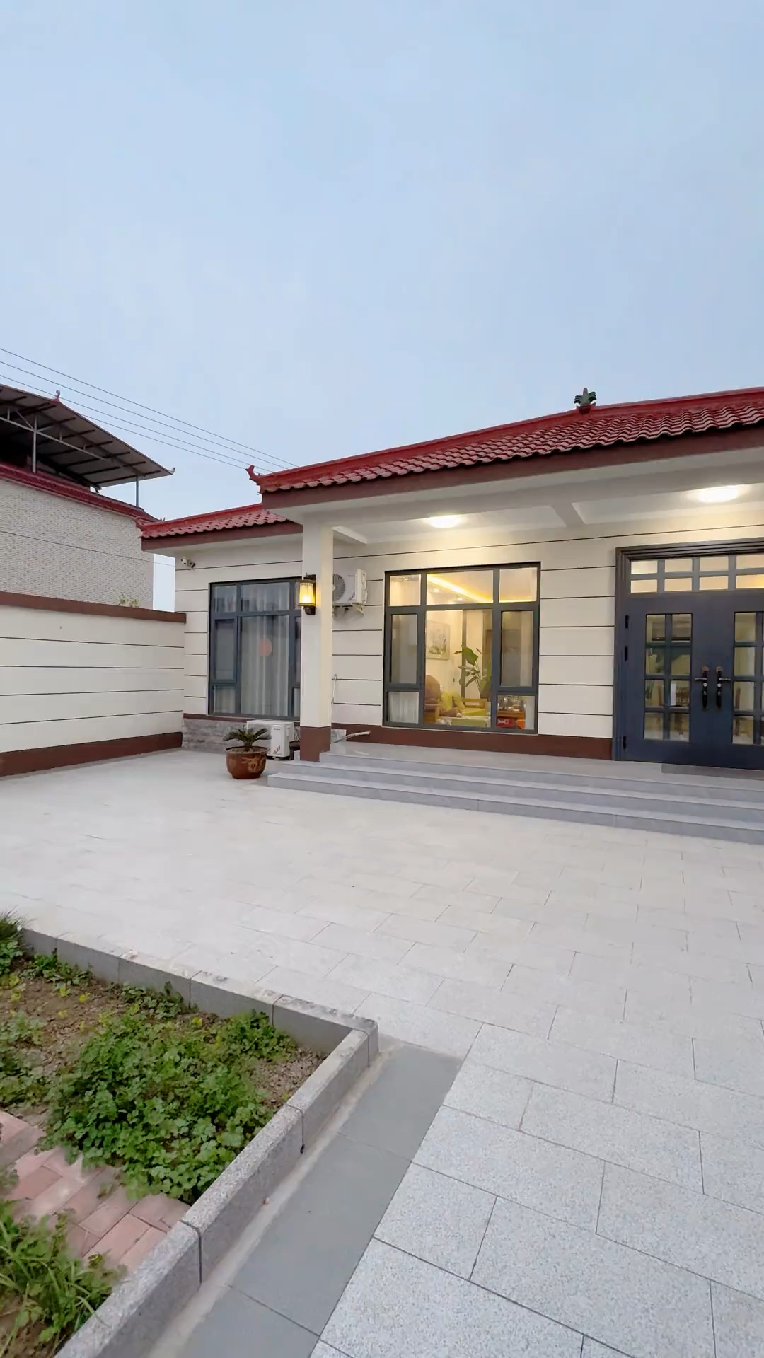 在农村花了35盖的四室平房.你们觉得值不值?