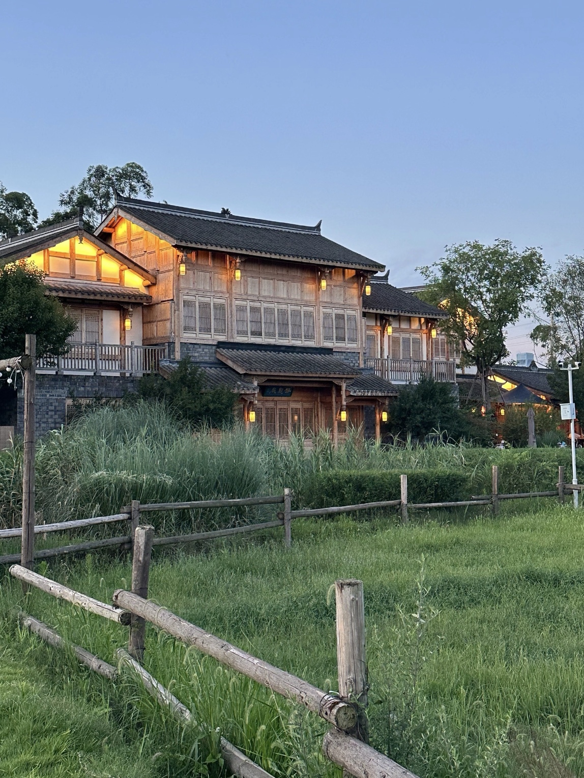 掌握情绪,而非被其所控制,生活中,每个人都会遇到挫