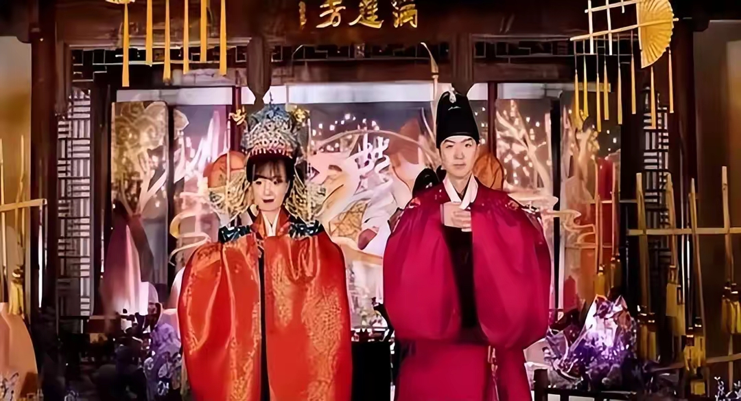 年轻人为了避免传统婚礼带来的高额花费,选择简单的"干婚"方式